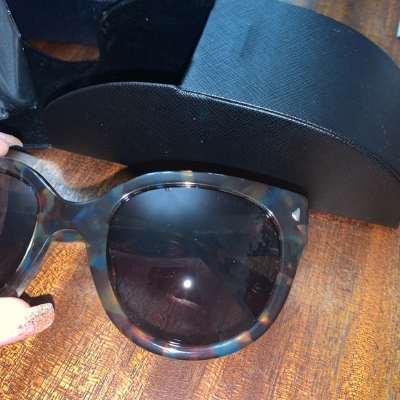 New in Box! Prada Cat Eye Sunglasses (brown/blue) - Picture 6 of 16